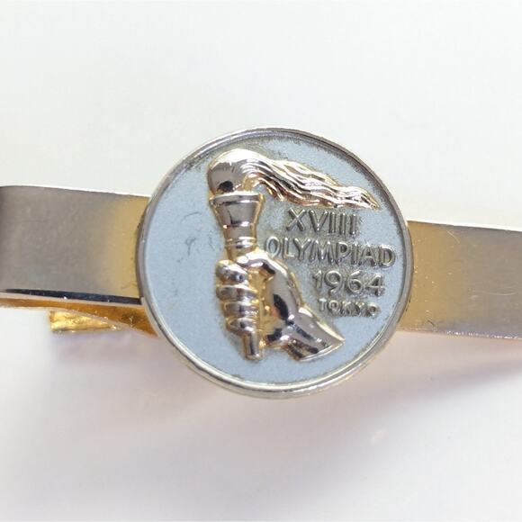 Vintage Hook Fast RI Gold Tone Original XVIII Olympiad 1964 Tokyo Tie Bar Clasp - Picture 4 of 4